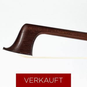 Cellobogen Étienne Pajeot Mirecourt 1830 Kopf VERKAUFT